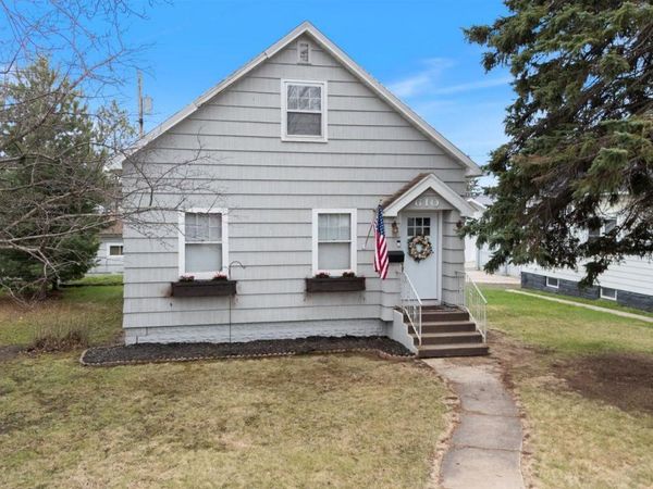 610 11th St S , Virginia, MN 55792