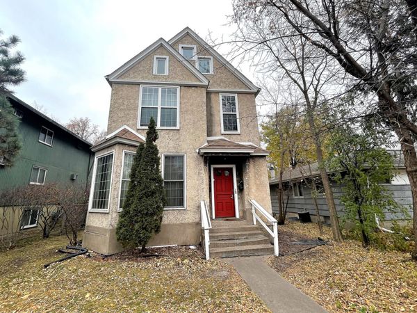 1092 18th Avenue SE, Minneapolis, MN 55414