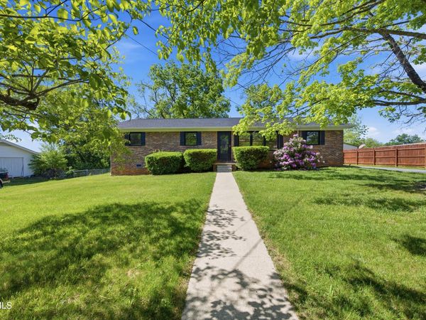 164 Kaluna Avenue, Bluff City, TN 37618