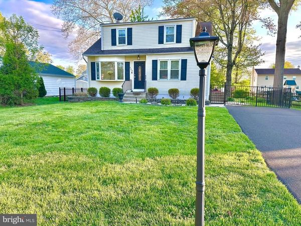 520 OLIVE STREET , WARMINSTER, PA 18974