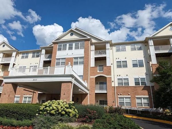 2605 CHAPEL LAKE DRIVE, Unit 101, GAMBRILLS, MD 21054