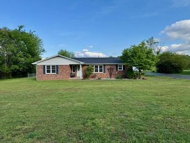 2688 Plum Springs Road, Bowling Green, KY 42101