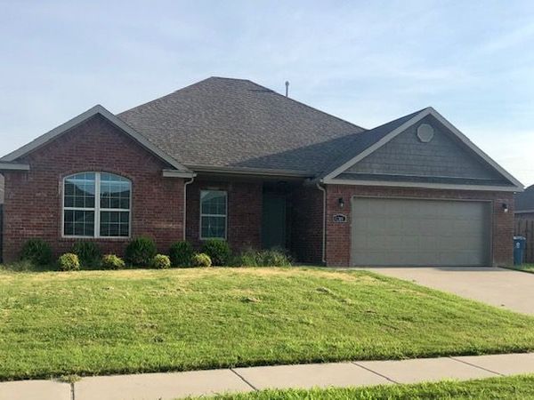 4206 SW Limestone Avenue, Bentonville, AR 72712