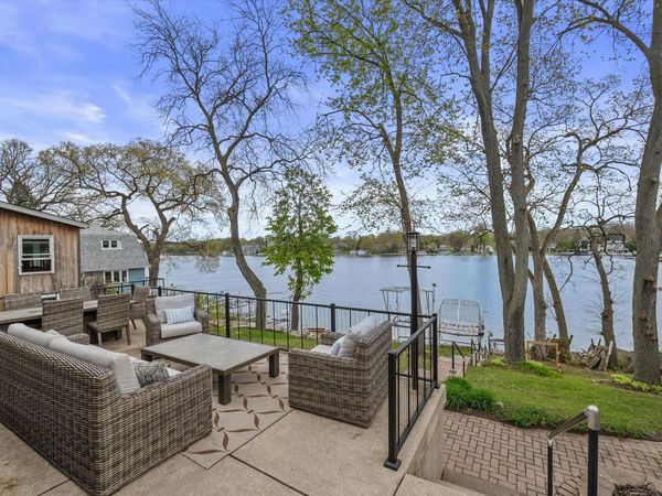 W342N4870 Lindy Ln, Oconomowoc, WI 53058