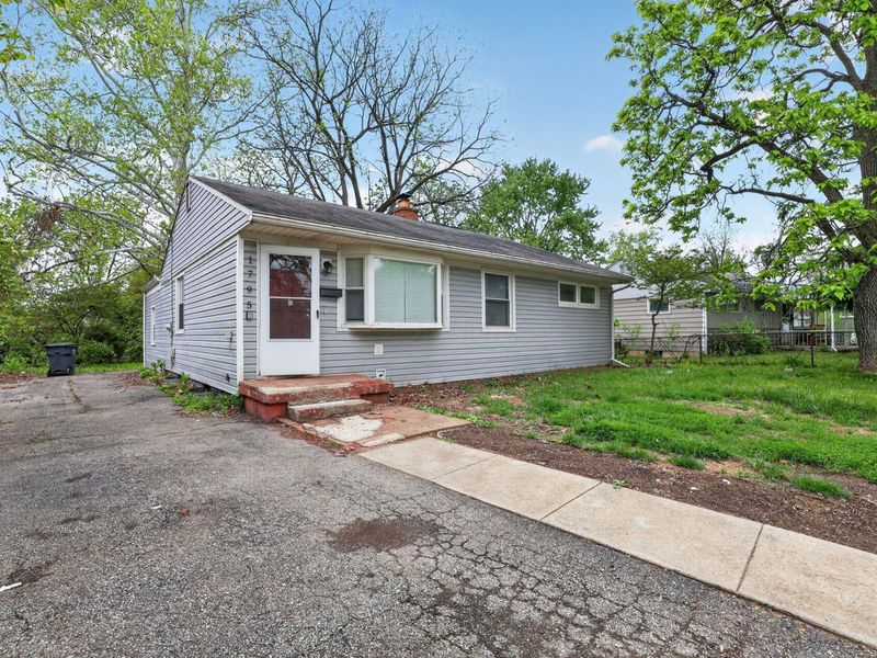 1795 Eastbrook Drive S, Columbus, OH 43223 Photo 2