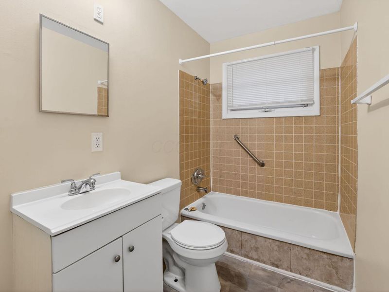 1795 Eastbrook Drive S, Columbus, OH 43223 Photo 46