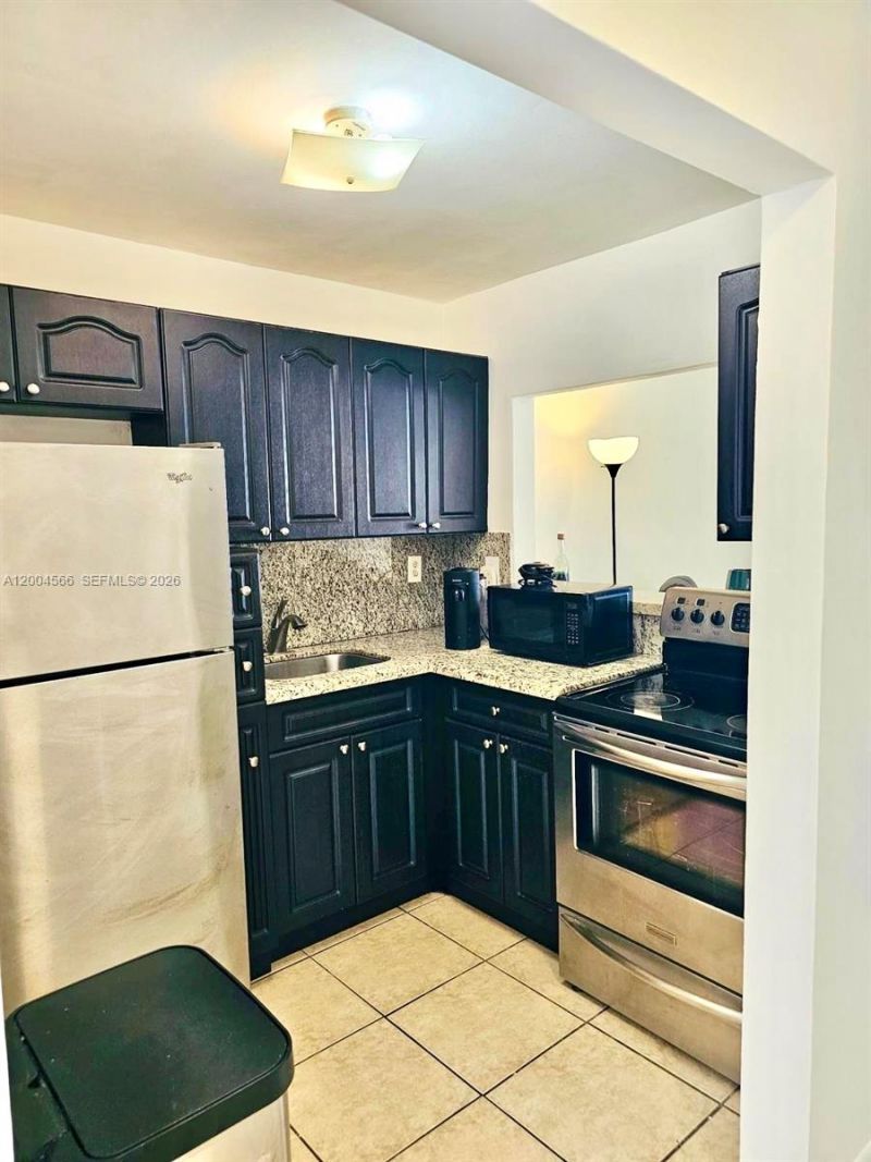 1441 Lincoln Rd , Unit 212, Miami Beach, FL 33139 Photo