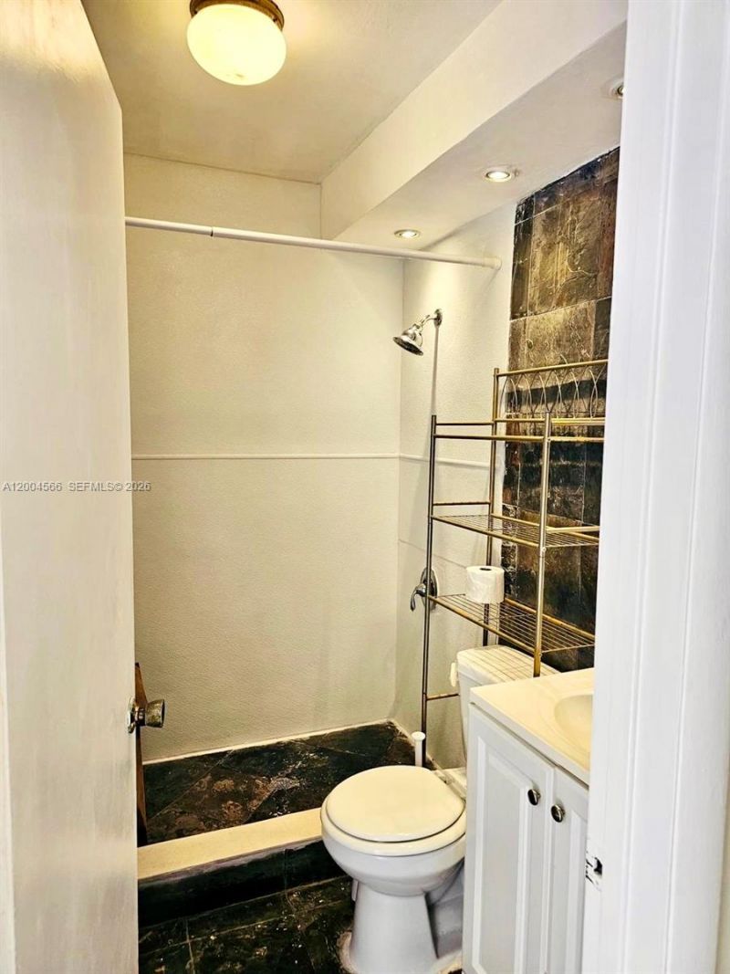 1441 Lincoln Rd , Unit 212, Miami Beach, FL 33139 Photo