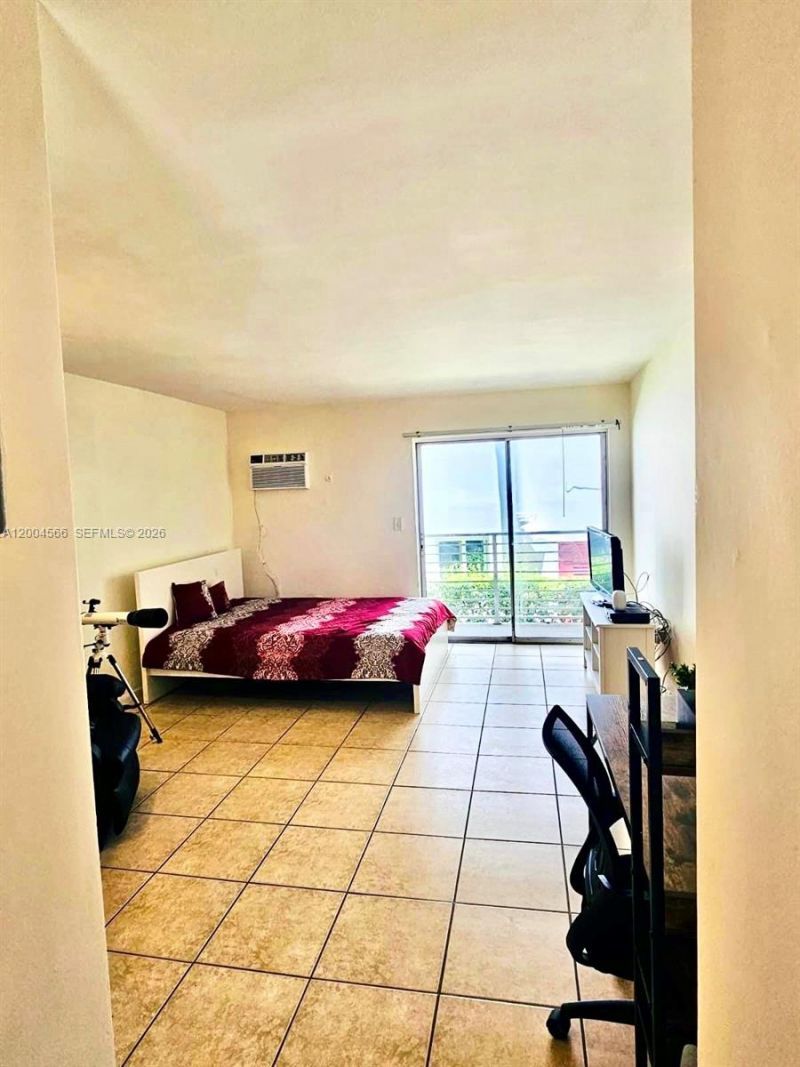 1441 Lincoln Rd , Unit 212, Miami Beach, FL 33139 Photo