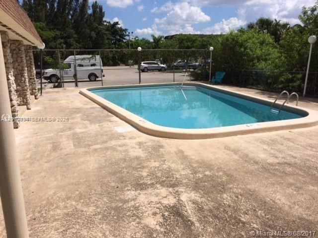 7847 Miller Dr , Unit A205, Miami, FL 33155 Photo