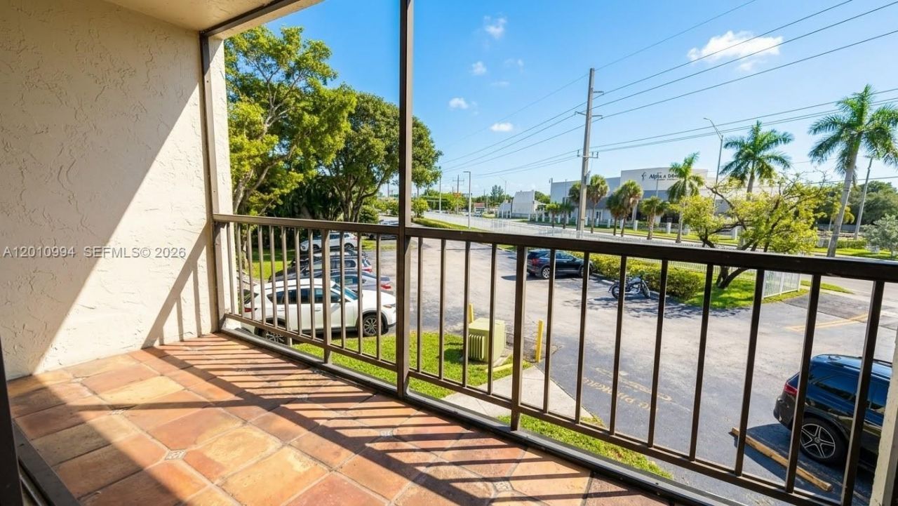 7847 Miller Dr, Unit A205, Miami, FL 33155 Photo