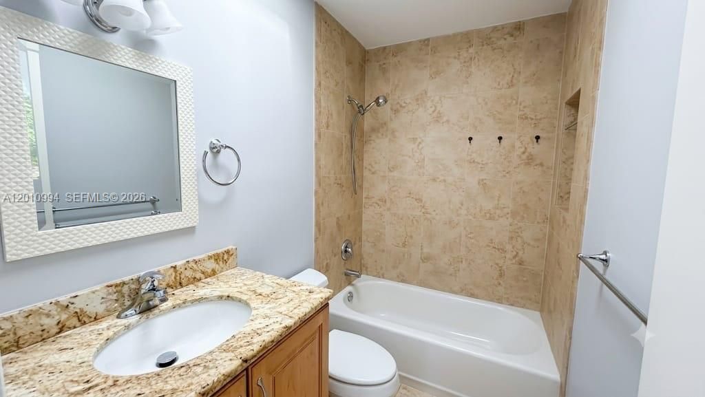 7847 Miller Dr, Unit A205, Miami, FL 33155 Photo