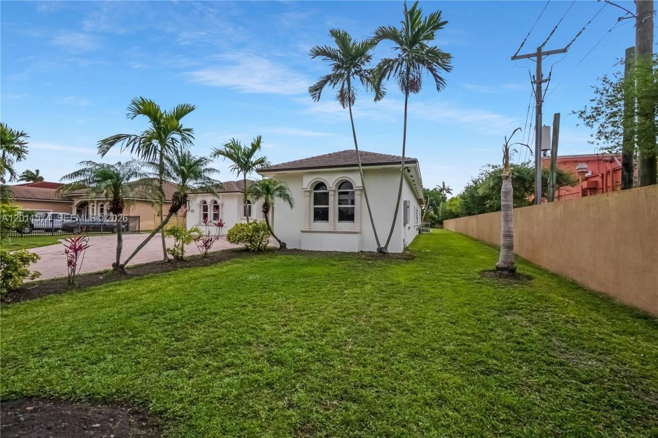 4025 SW 128th Ave , Miami, FL 33175 Photo