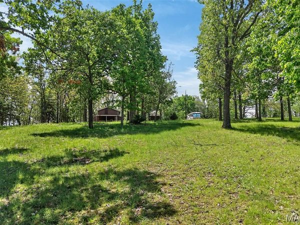 25990 Pennington Drive, Lebanon, MO 65536