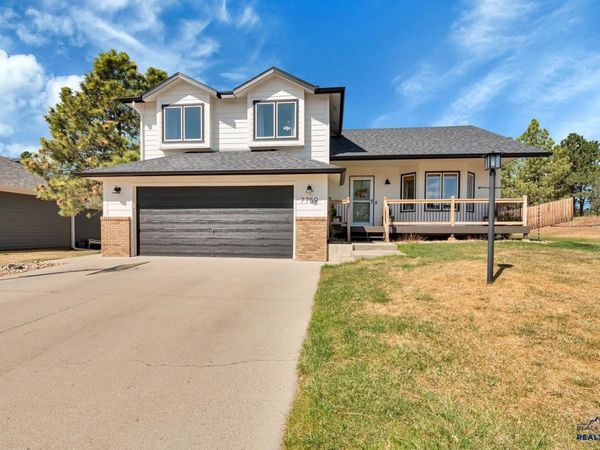 7759 COLUMBINE CT, Rapid City, SD 57719