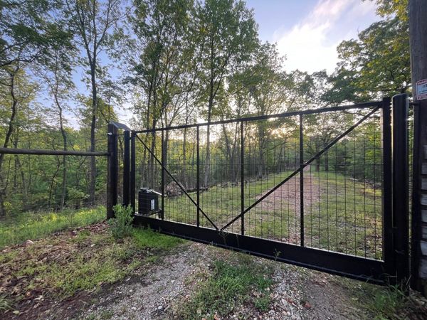 000 Farm Road 2170 , Exeter, MO 65647