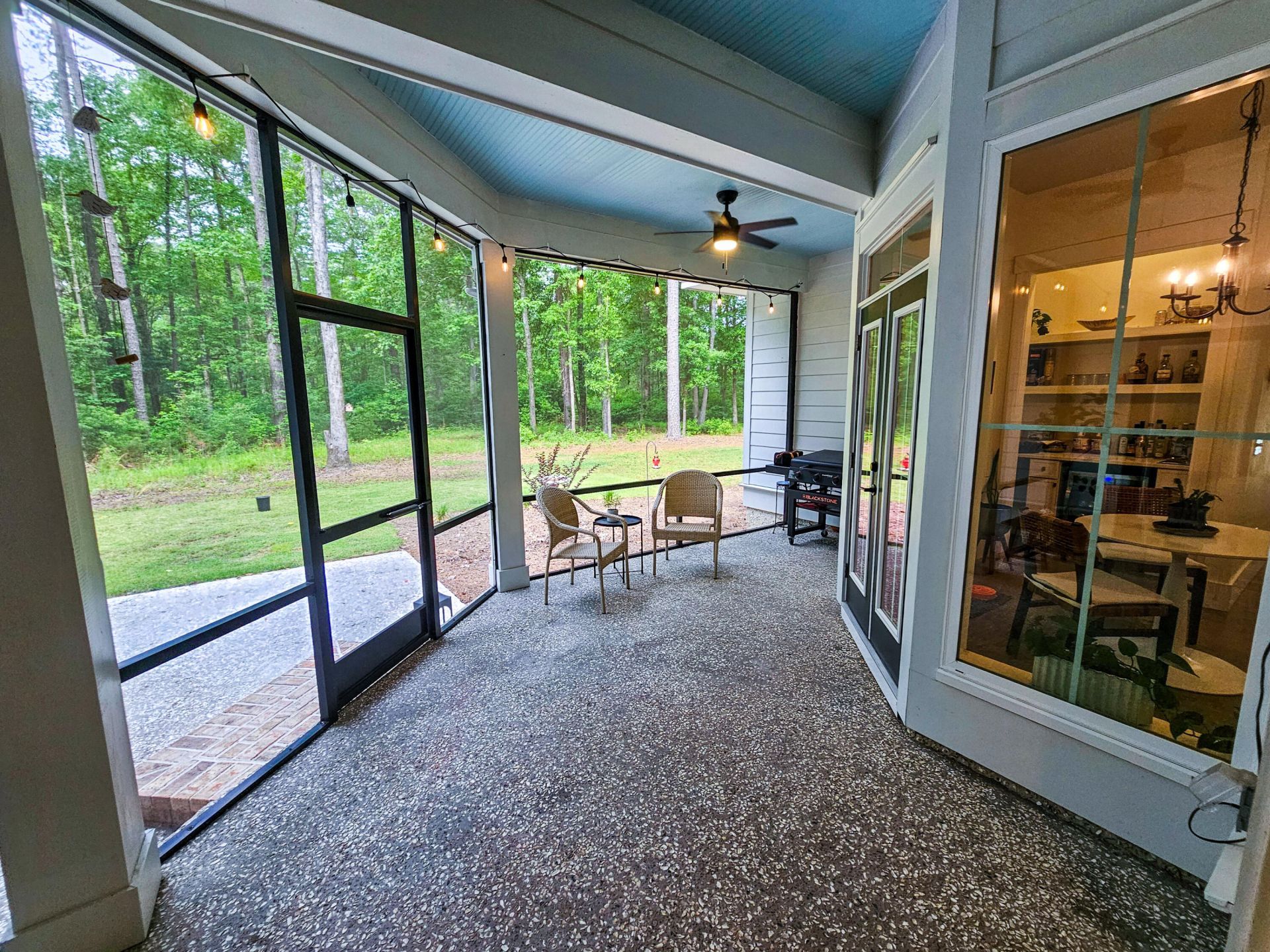 17 Blake Lane Photo 11