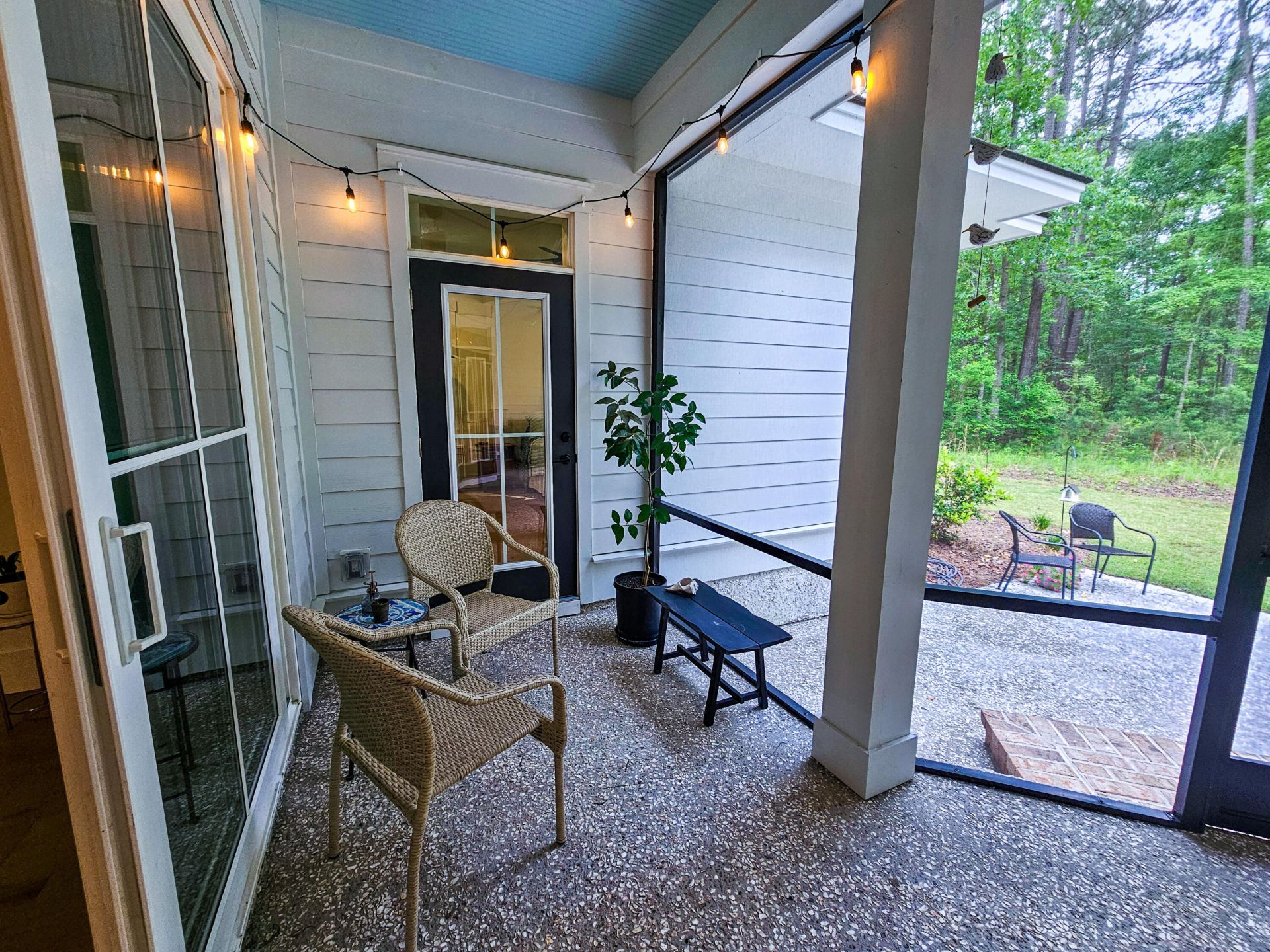 17 Blake Lane Photo 12