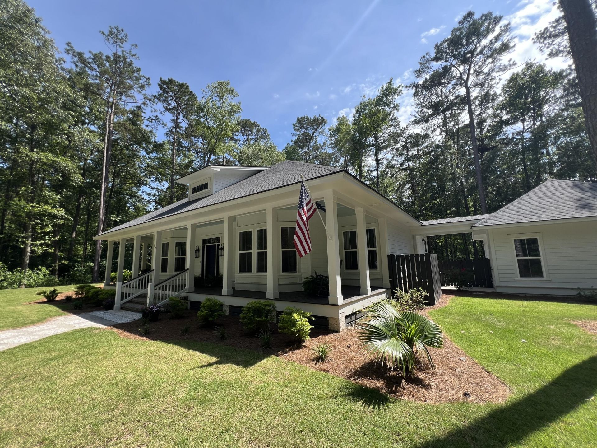 17 Blake Lane Photo 33
