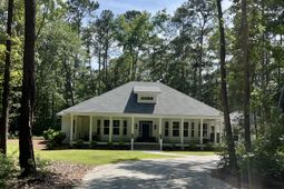 17 Blake Lane photo 4