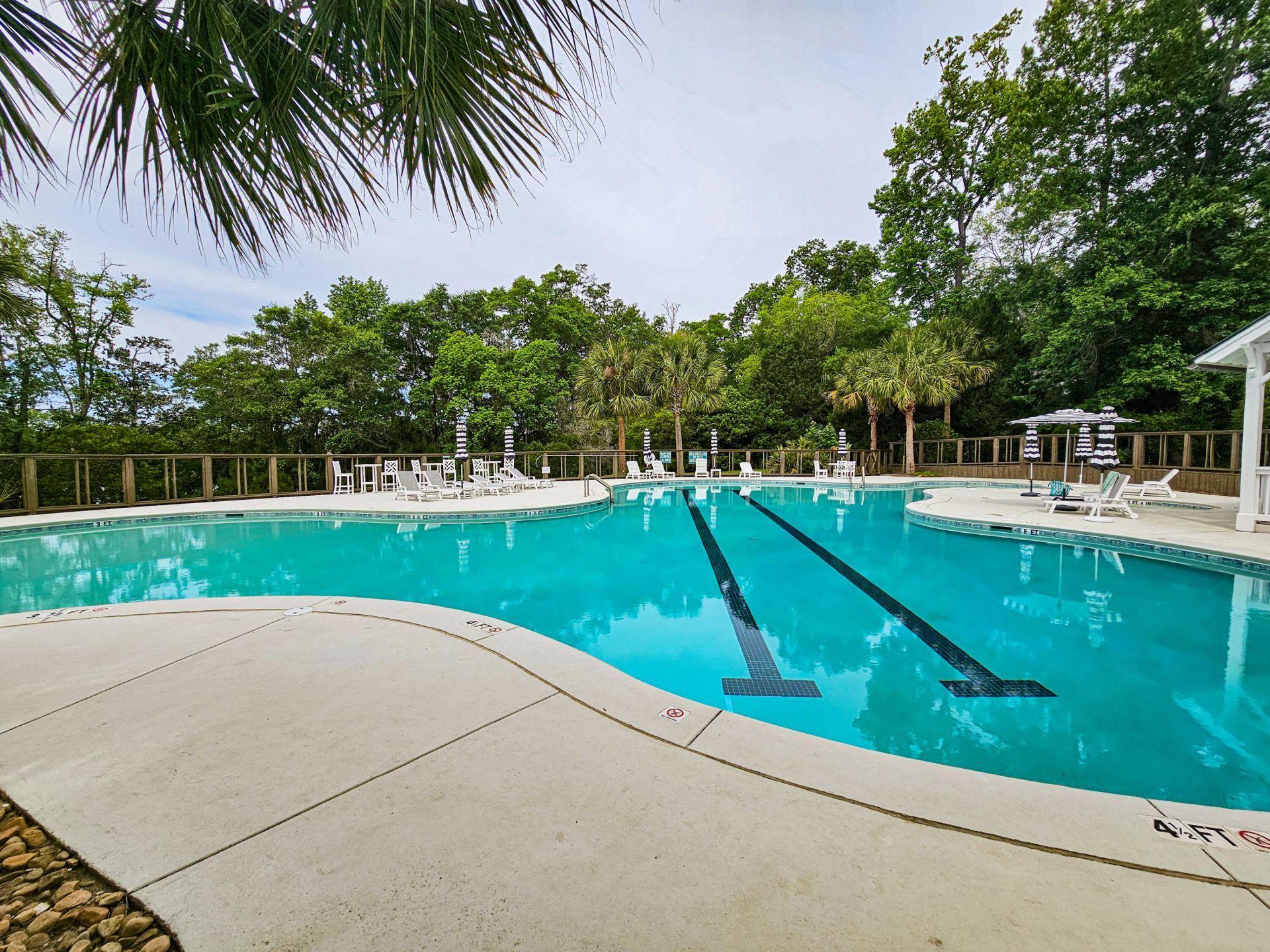 17 Blake Lane Photo 44