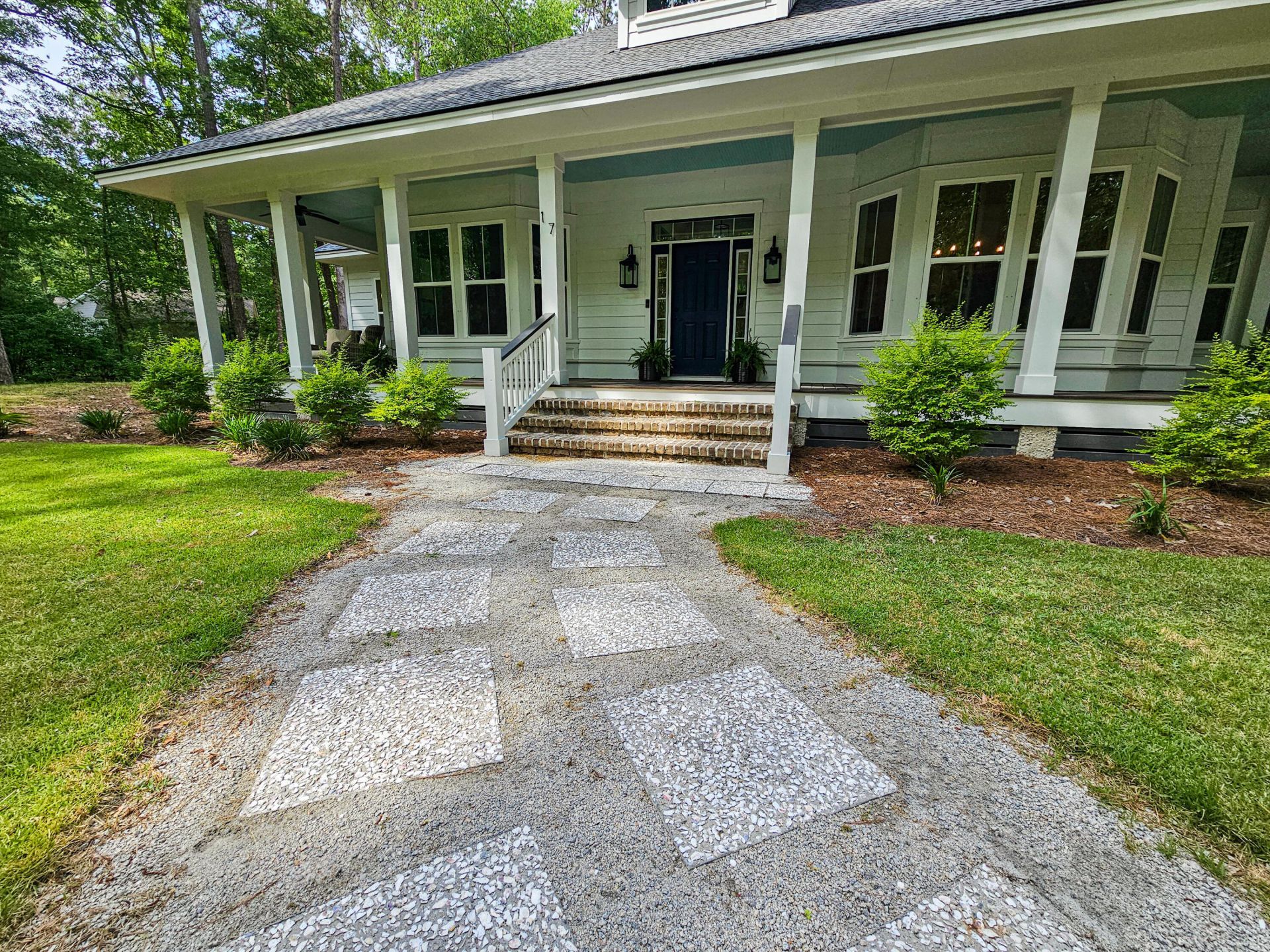 17 Blake Lane Photo 5