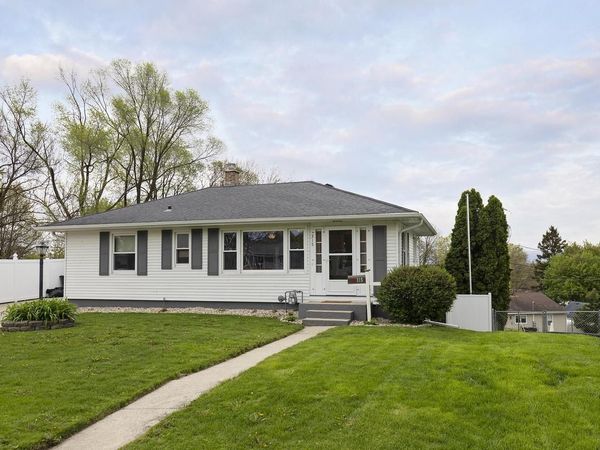 315 Hillcrest DRIVE, Fort Atkinson, WI 53538