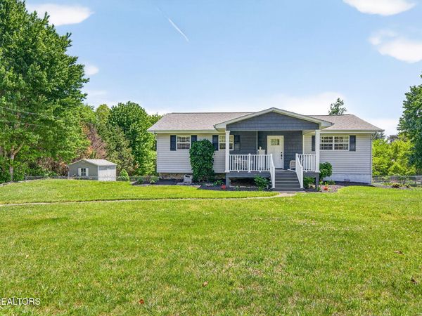 136 Hood Drive, Crossville, TN 38555