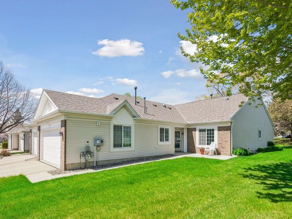 2157 Boulder Pointe , Shakopee, MN 55379