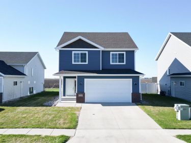1221 46TH Avenue S, Moorhead, MN 56560