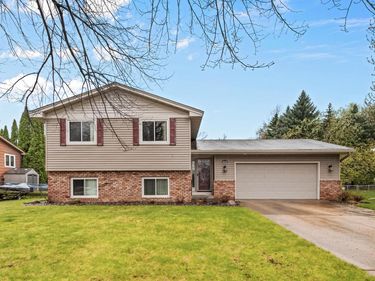 6525 Lancaster Lane N, Maple Grove, MN 55369