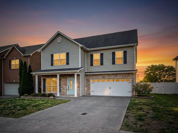1509 Barnsley Dr , Murfreesboro, TN 37128