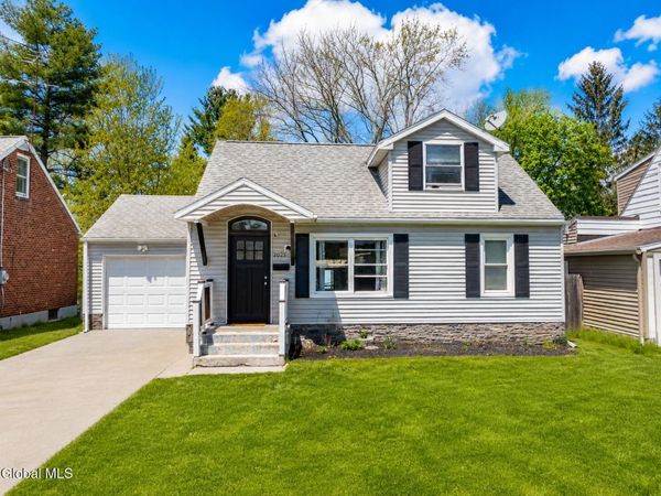 2023 Robinwood Avenue, Rotterdam, NY 12306