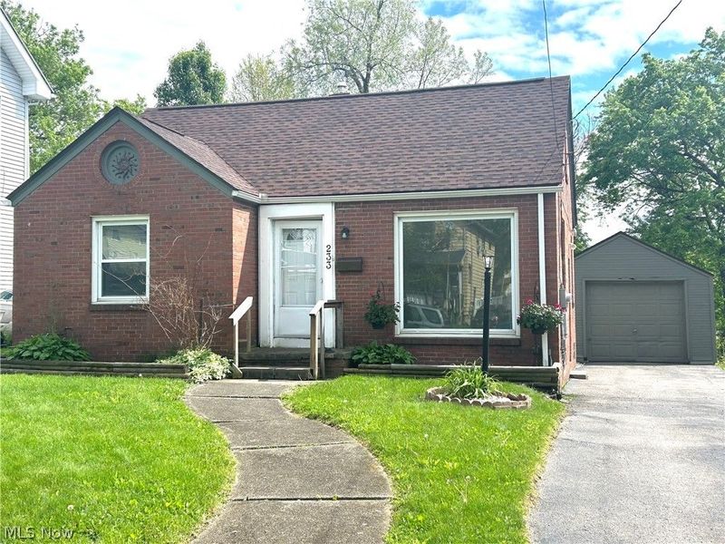 233 E Main Street, Girard, OH 44420 Photo 33