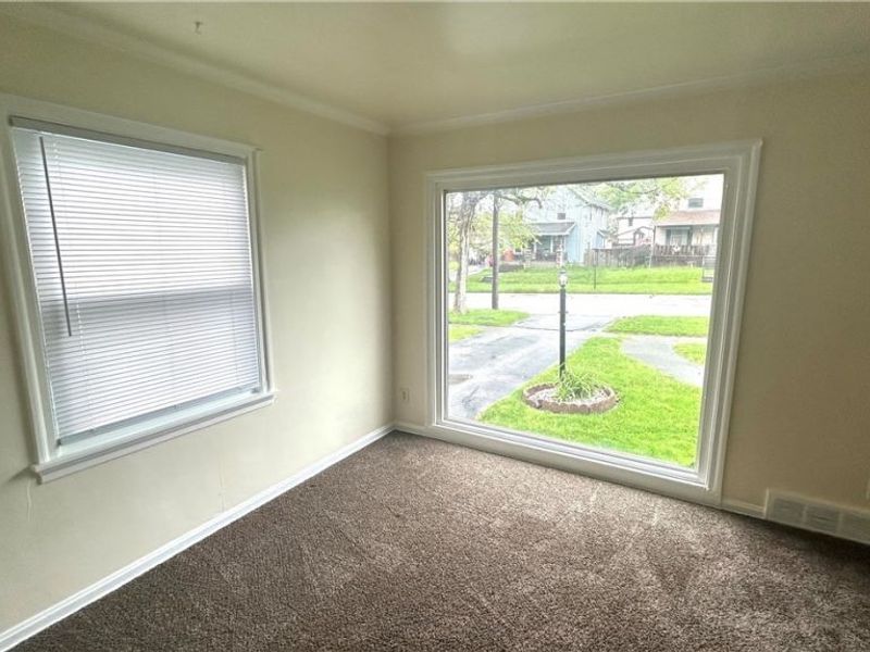 233 E Main Street , Girard, OH 44420 Photo 4