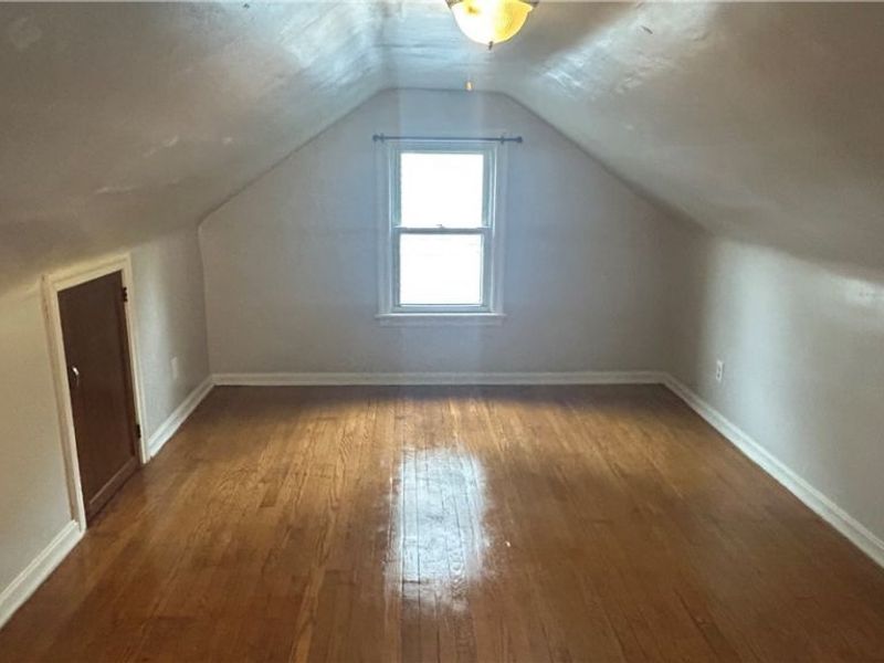 233 E Main Street, Girard, OH 44420 Photo 5