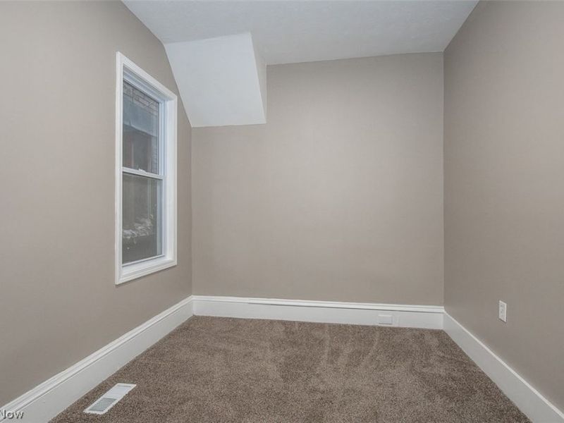 3211 W 90th Street, Cleveland, OH 44102 Photo 12
