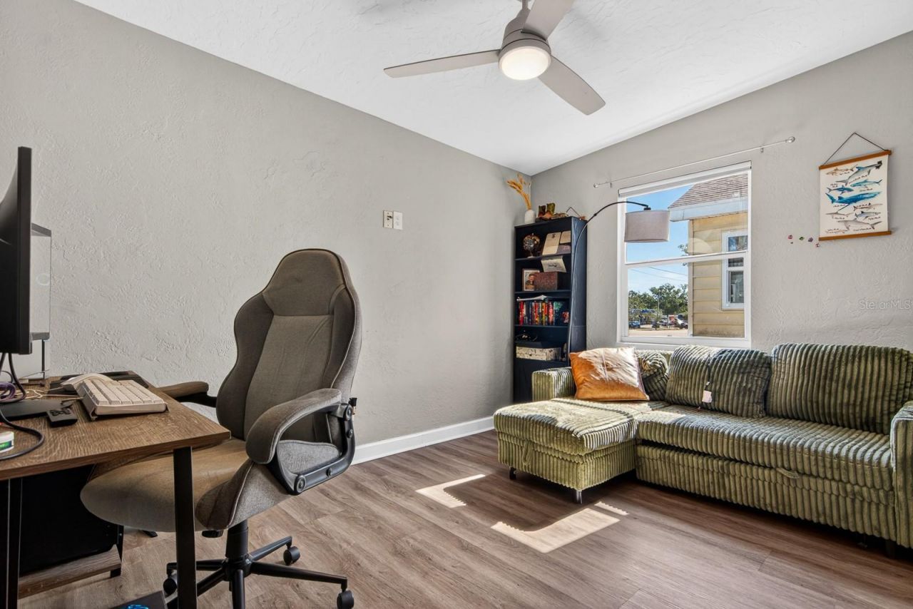 4950 30th Avenue N, Saint Petersburg, FL 33710 Photo