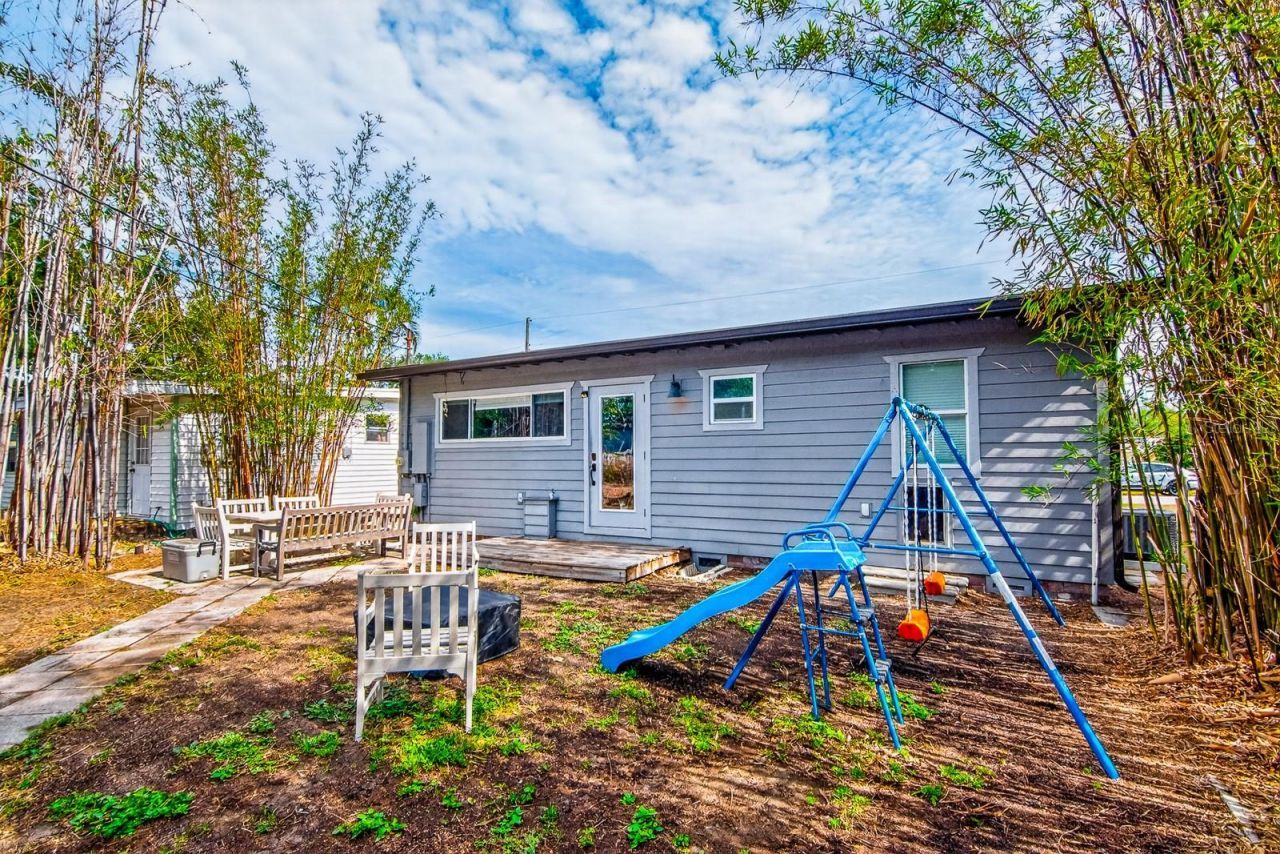 4950 30th Avenue N, Saint Petersburg, FL 33710 Photo