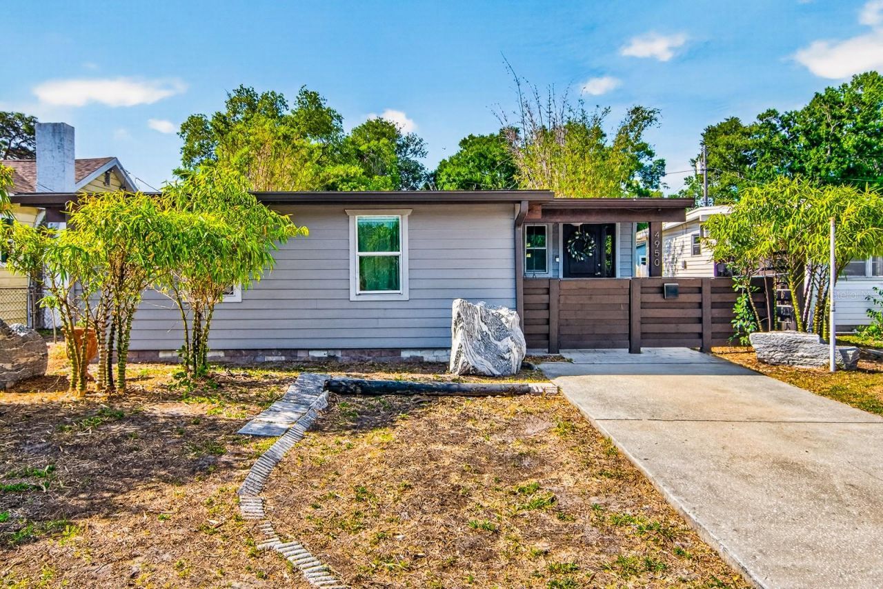 4950 30th Avenue N, Saint Petersburg, FL 33710 Photo