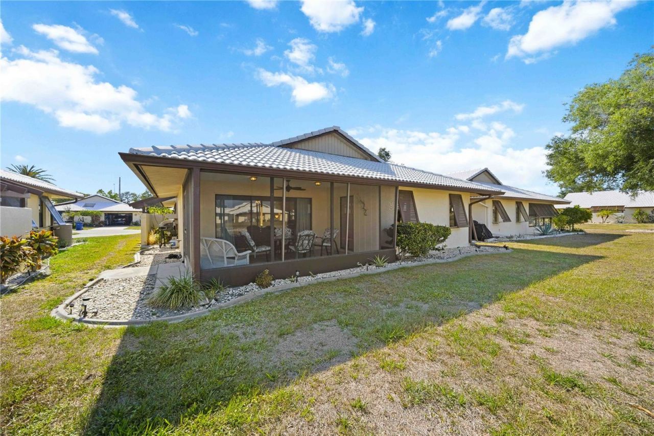 38 Pebble Rock Drive , Venice, FL 34293 Photo