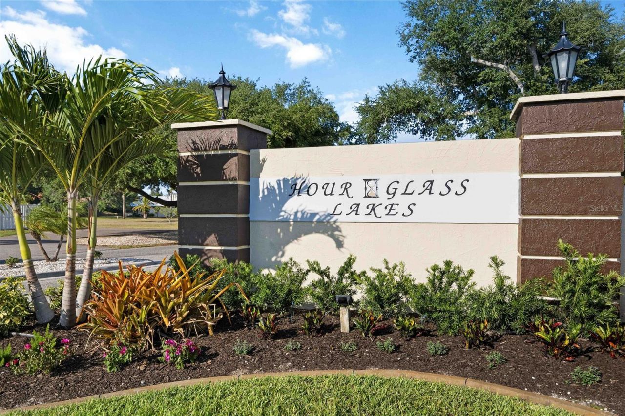 38 Pebble Rock Drive , Venice, FL 34293 Photo
