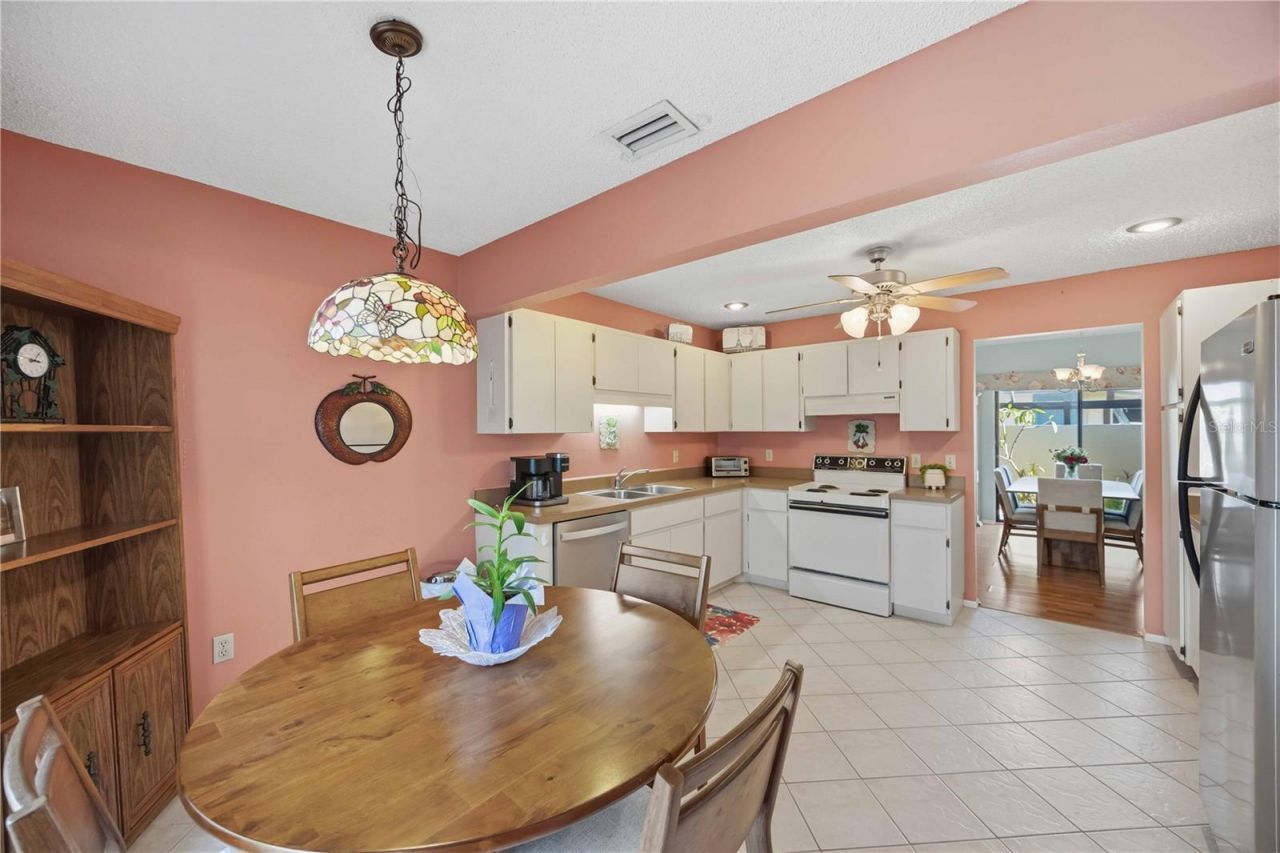 38 Pebble Rock Drive , Venice, FL 34293 Photo