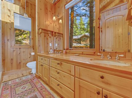 600 Peninsula Drive , Lake Almanor, CA 96137 Photo