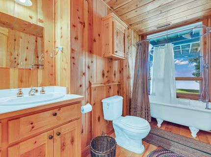 600 Peninsula Drive , Lake Almanor, CA 96137 Photo