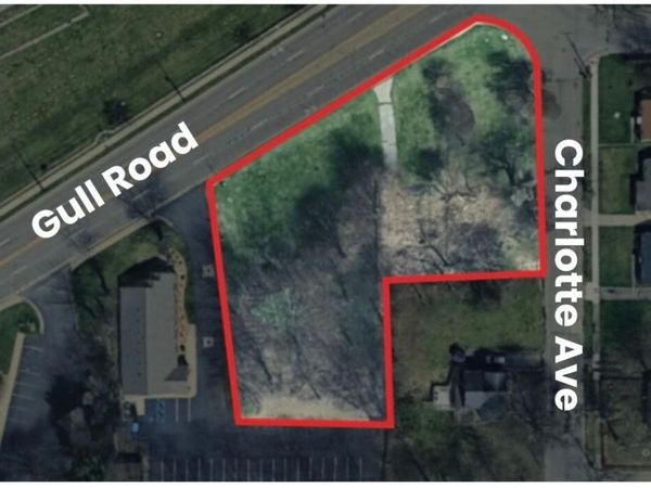 1119 Charlotte Avenue, Kalamazoo, MI 49048