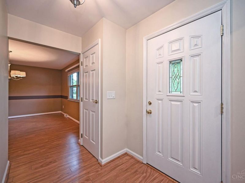 871 Meadow Ridge Drive, Union Twp, OH 45245 Photo 3