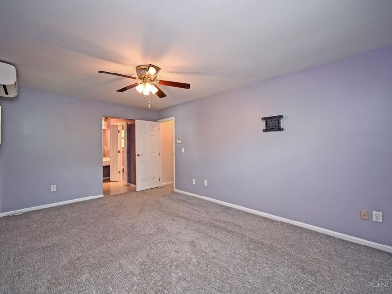 871 Meadow Ridge Drive, Union Twp, OH 45245 Photo 39
