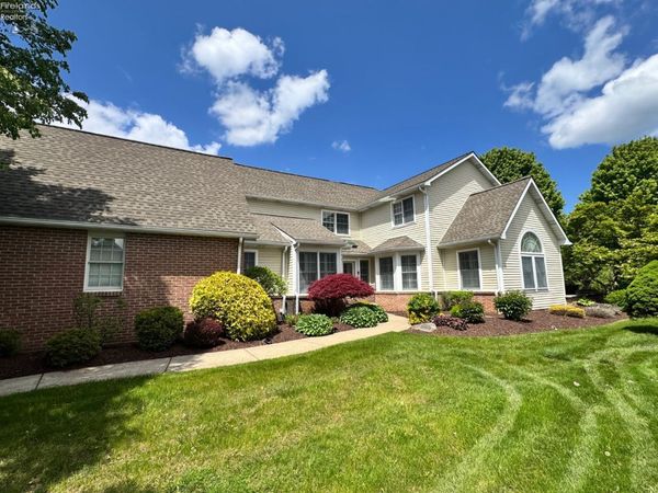 1511 Timber Lake Lane, Sandusky, OH 44870