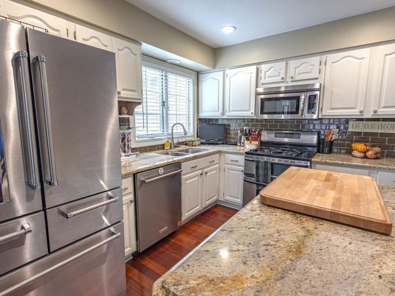 1511 Timber Lake Lane, Sandusky, OH 44870 Photo 15